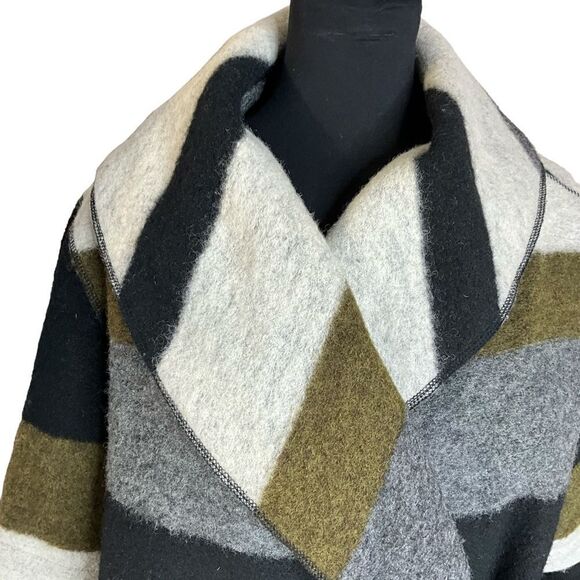 Line The Label Wool Blend Jacket Size S/P Toggle Closure Striped Warm - Picture 2 of 16